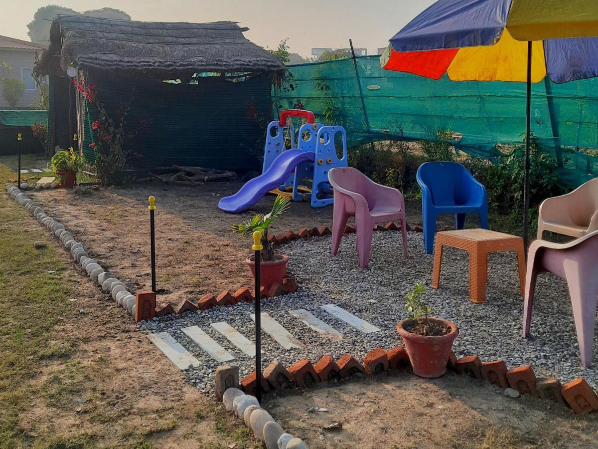 Corbett Veda Inn Rāmnagar Exterior foto